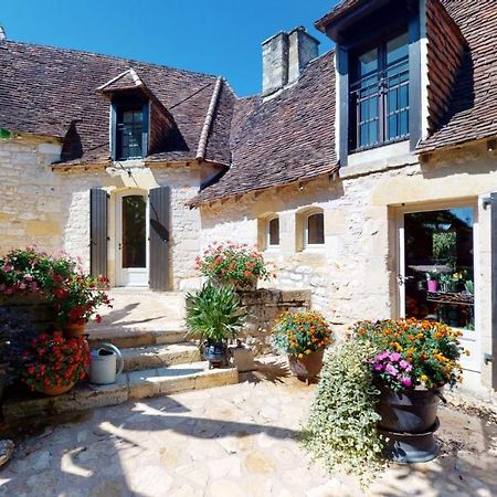 Demeure Du Vallon - Chambres D'Hotes De Charme Azerat 外观 照片