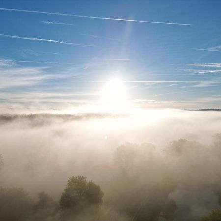 Demeure Du Vallon - Chambres D'Hotes De Charme Azerat 外观 照片